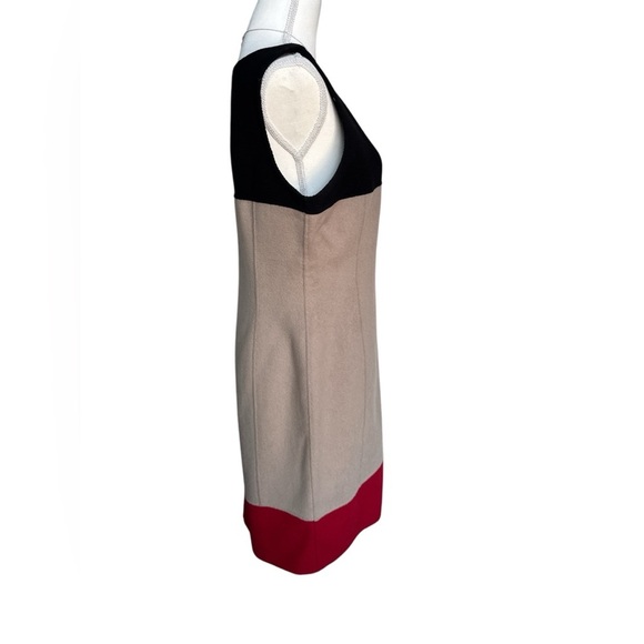 Exquisite quality St. John sheath dress black, tan &  red.  Size 12 - Picture 4 of 9